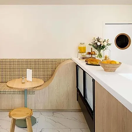 La Hotel 4*