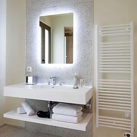 La Hotel 4*
